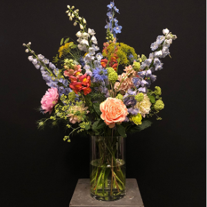 Ramo de flores con Jarrón L